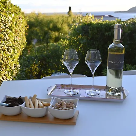 Le Dauphin Climatisation Fibre 4 Personnes Apartamento Cassis Exterior foto